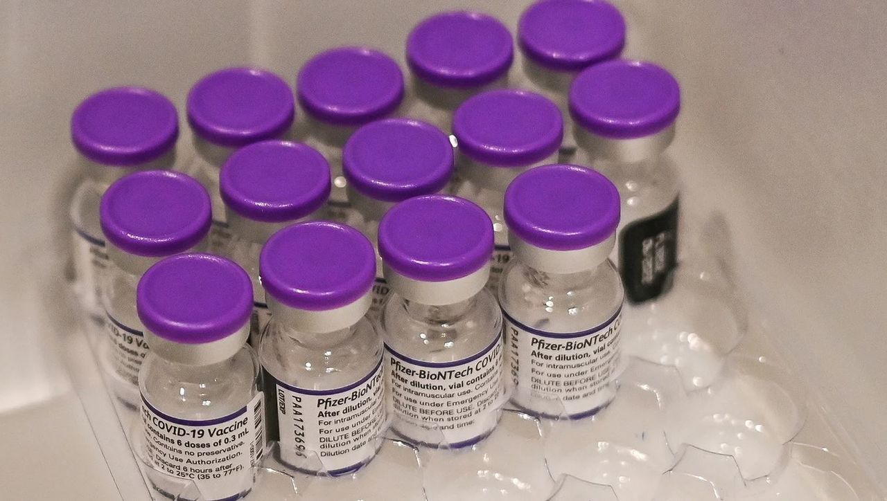 Pfizer удвоила выручку за счет COVID-19, но не оправдала ожиданий.