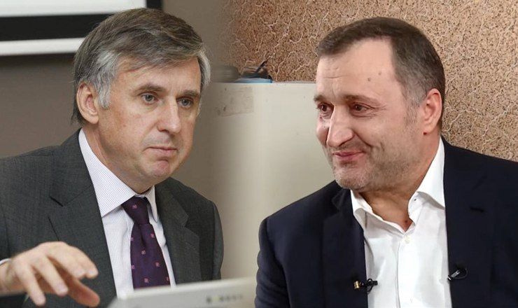 Бывший премьер-министр Ион Стурза сожалеет, что не «навалял» Филату.