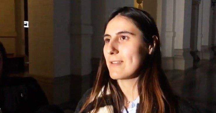 Преподавательница Бушра Зейнеп Шен останется в Румынии.