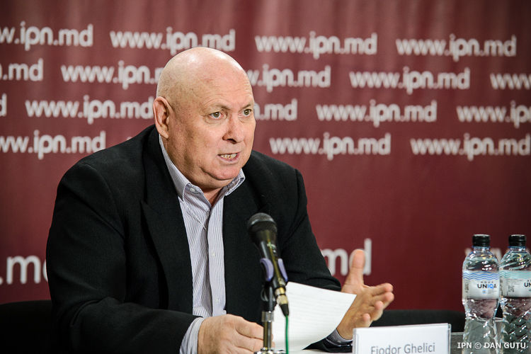 По его словам, в мужчину из Таджикистана выпустили не менее 10 пуль, чтобы он умер.