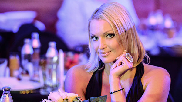 Волочкова рассказала, что эмигрирует из России.
