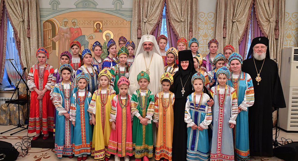 Vladimir Putin se va întâlni luni cu Patriarhul Daniel la Moscova.