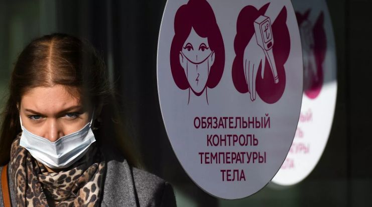 Названы болезни, удваивающие риск заражения коронавирусом.