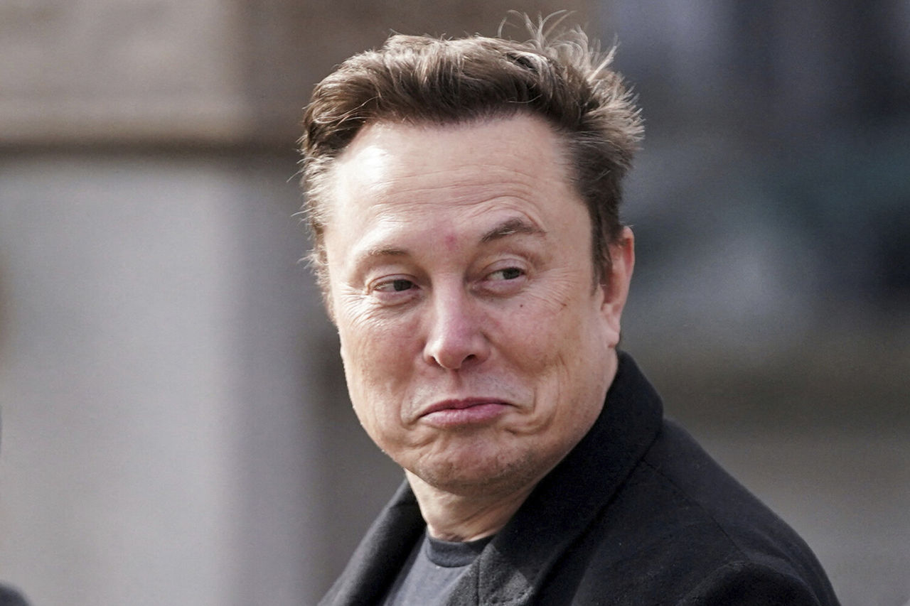 Musk a extins utilizarea Grok AI pentru a analiza rezultatele activității guvernamentale.