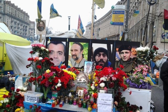 На Майдане разрешили строительство мемориала "Героев небесной сотни".