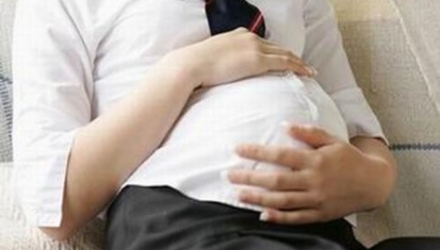 Девочка 13 лет должна родить через несколько месяцев. Фото: gynecoplasticsurgery.com