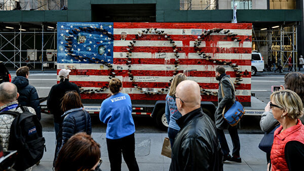 Долги жителей США по кредитам впервые превысили $14 триллионов.