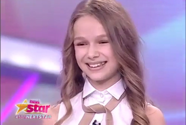 В этом выпуске шоу Next Star Ева решила исполнить песню Roar из репертуара Кэти Перри.