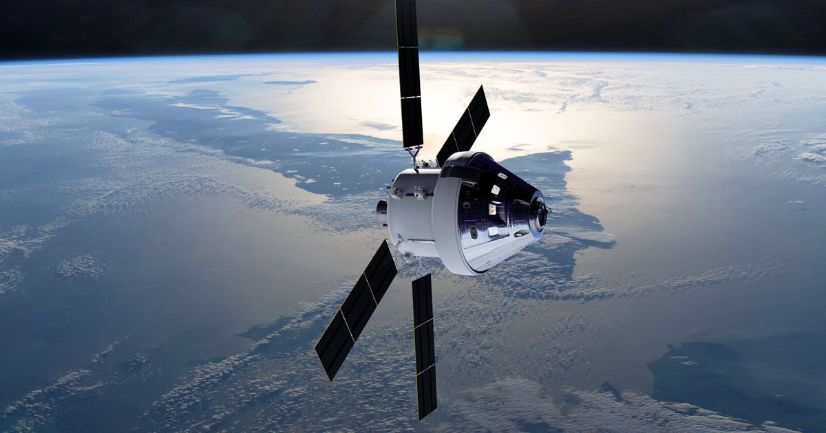 NASA планирует полет Artemis II с экипажем вокруг Луны на апрель 2026 года.