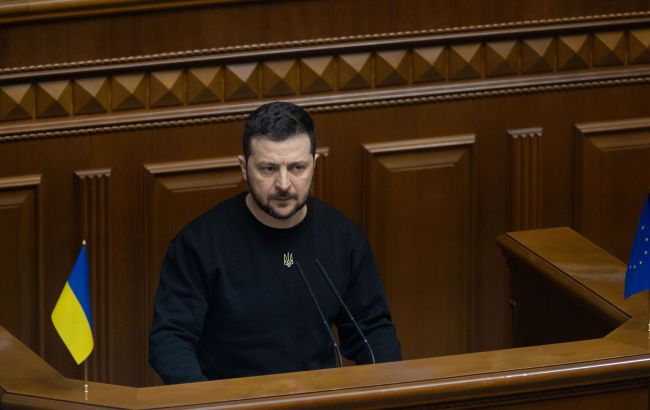 Зеленский: Россия разрушила сотни украинских церквей и более 60 музеев и галерей.
