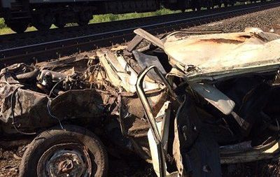 В смертельном ДТП погиб водитель легковушки.