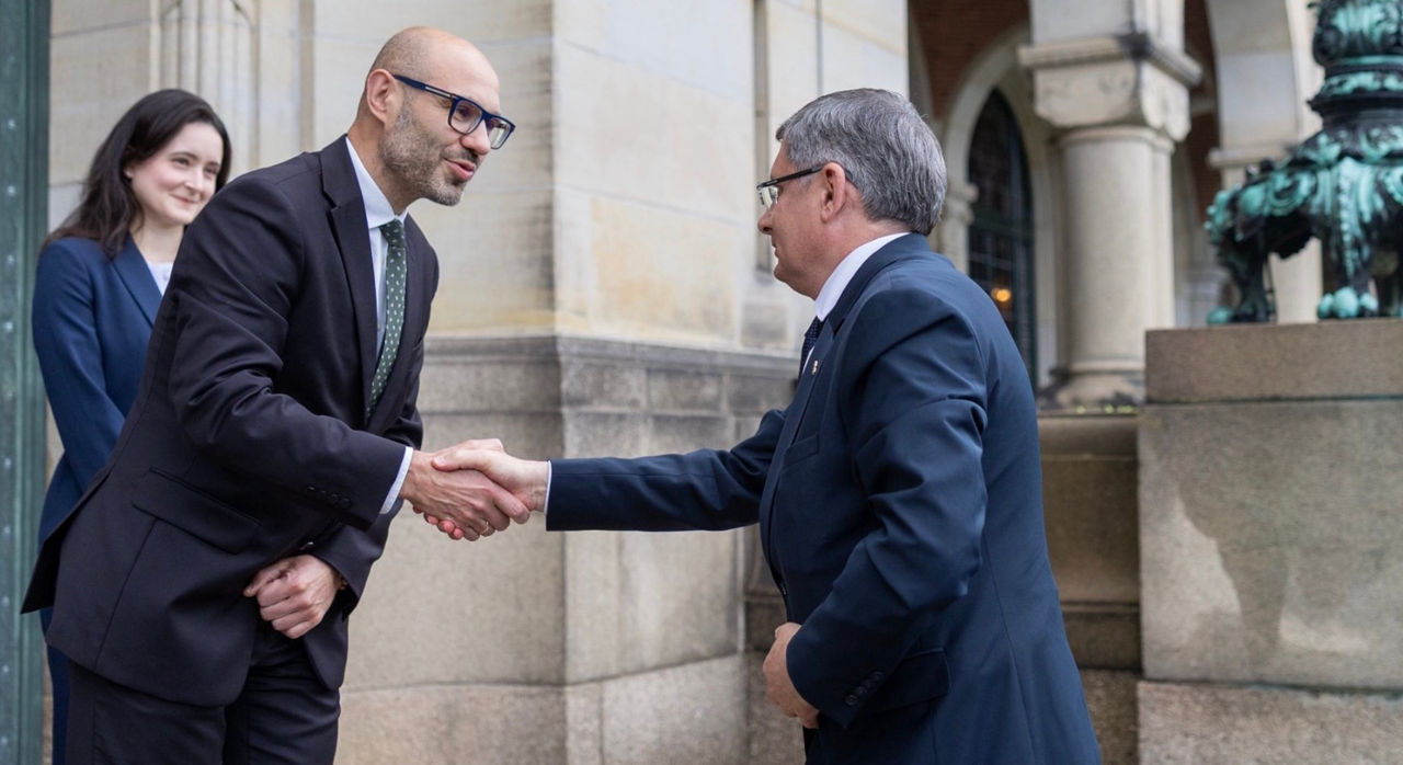 Grosu: Aderarea la mecanismele internaționale de mediere și arbitraj e un semnal de maturizare a diplomației moldovenești.