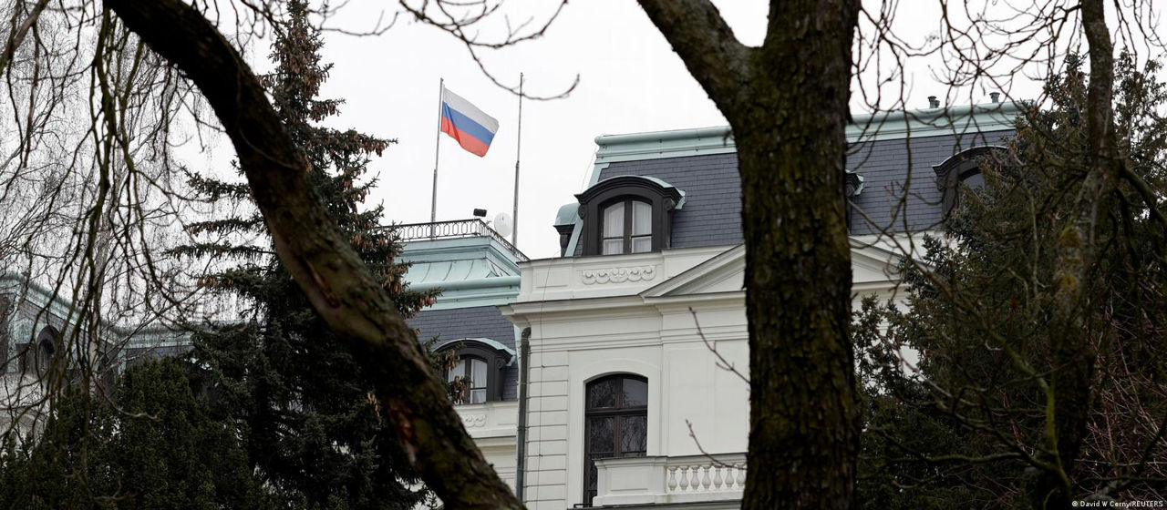 Чехия лишила Россию права на бесплатные земельные участки.