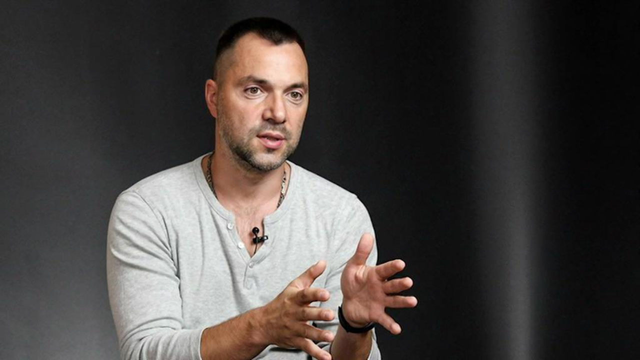 Арестович о своем увольнении: Тут же написал заявление.