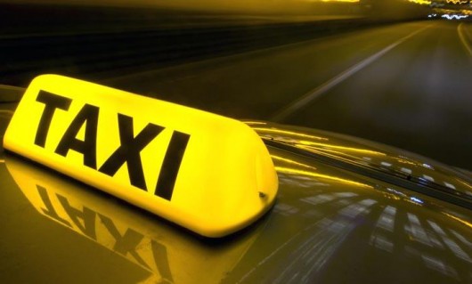Suspecții s-au dovedit a fi originari din raioanele Soroca şi Donduşeni, cu vârstele cuprinse între 20 şi 25 ani, domiciliaţi temporar în capitală.