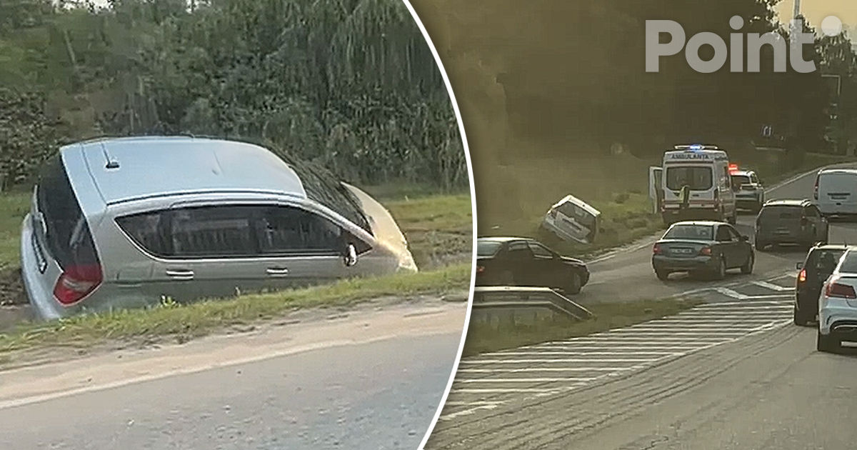 Accident rutier pe șoseaua Balcani: O mașină a ajuns în șanț.