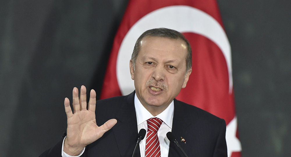 Preşedintele Turciei, Erdogan, le-a dat de înţeles clar liderilor Uniunii Europene că, dacă ei nu vor accepta condiţiile lui privind refugiaţii, ei vor avea probleme mari.