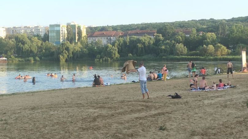 В выходные в столичном парке La Izvor было многолюдно.