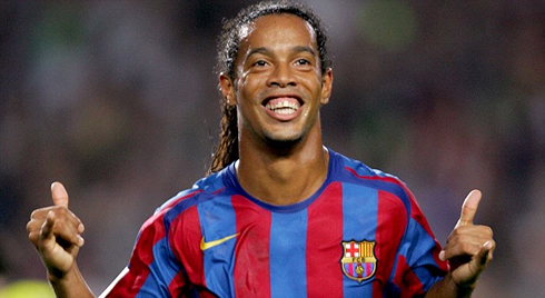 Ronaldinho, a fost supus unei intervenţii chirurgicale de remodelare a gingiilor şi dinţilor.