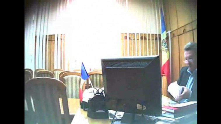 Viceprimarul Vlad Coteț, transferat în arest la domiciliu. Foto: protv.md
