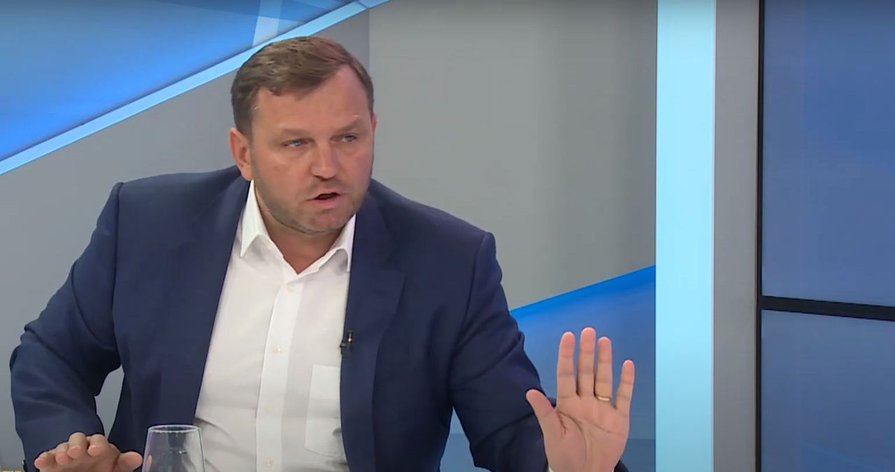 Нэстасе: PAS создали для противодействия протестам и влиянию Платформы DA.