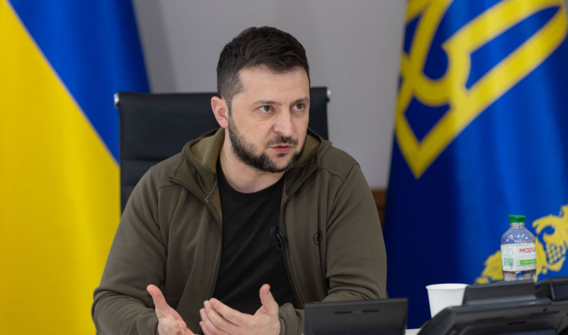 Зеленский назвал первый шаг, который должна сделать РФ для переговоров.