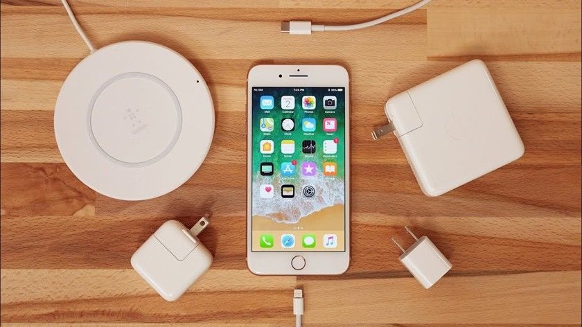 ЕС может ввести универсальные зарядные устройства для всех смартфонов.