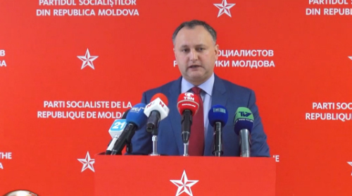 Лидер социалистов предложил отсрочить подписание каких-либо соглашений относительно внешнего вектора, организовать на этот счет референдум и запретить по закону любые унионистские организации.