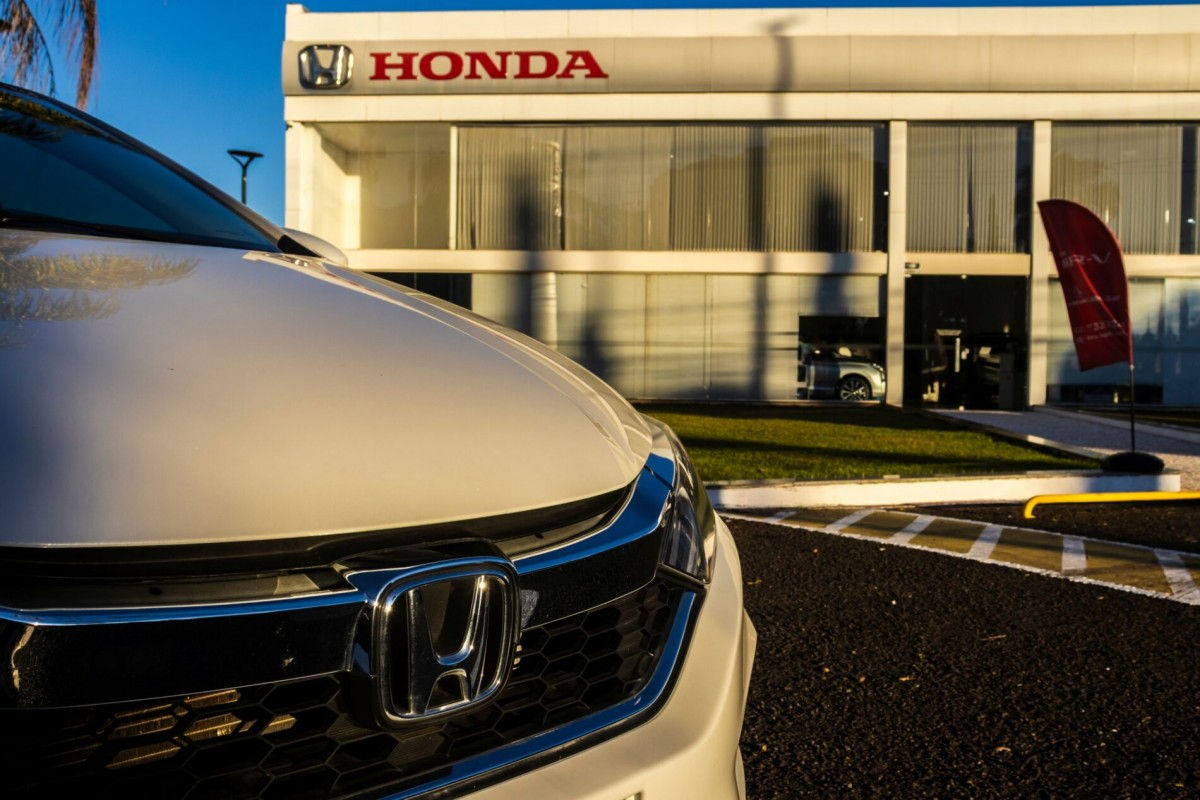 Honda сокращает расходы почти на $10 млрд.