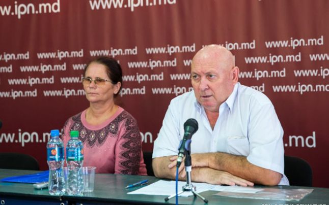 Mama unui bărbat aflat în comă cere ajutor pentru transferarea fiului la un alt spital. 