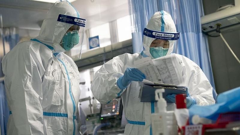 В Голливуде хотят снять фильм о первых неделях вспышки COVID-19 в Китае.