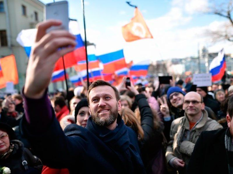 Главное мероприятие, по словам Навального, запланировано в Санкт-Петербурге, на Марсовом поле.