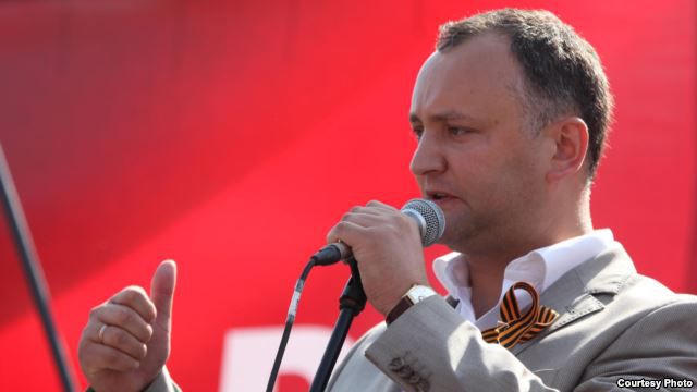 Dodon prin declaraţiile şi acţiunile sale se conduce de propriile interese şi nu de ale Republicii Moldova. Foto: politics.md
