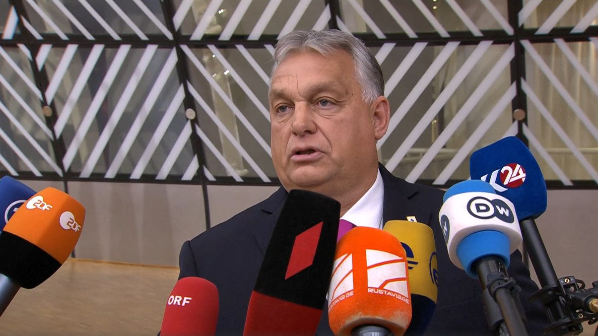 Орбан не планирует извиняться за встречу с Путиным и гордится своей ...