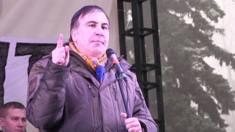 Луценко обвинил Саакашвили в намерении захватить власть на Украине.