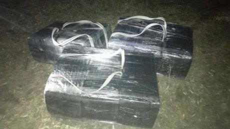 Contrabandă cu peste 11.300 de pachete de ţigări la hotarele ţării. Foto: border.gov.md