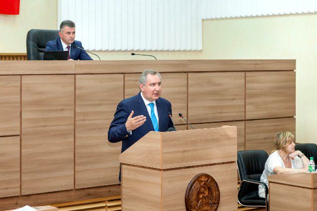 Рогозин привел в пример Гагаузию, которая по глубине отношений с российскими регионами обошла Приднестровье.