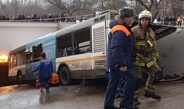 Moscova: Autobuzul intrat în pasaj subteran. Versiunea accidentului