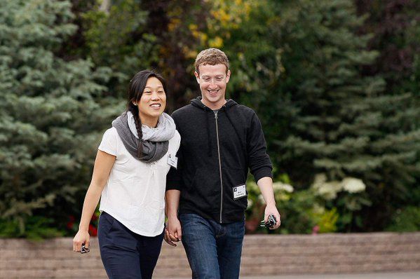 Основатель Facebook не указал, кто заменит его на посту руководителя на время декрета.