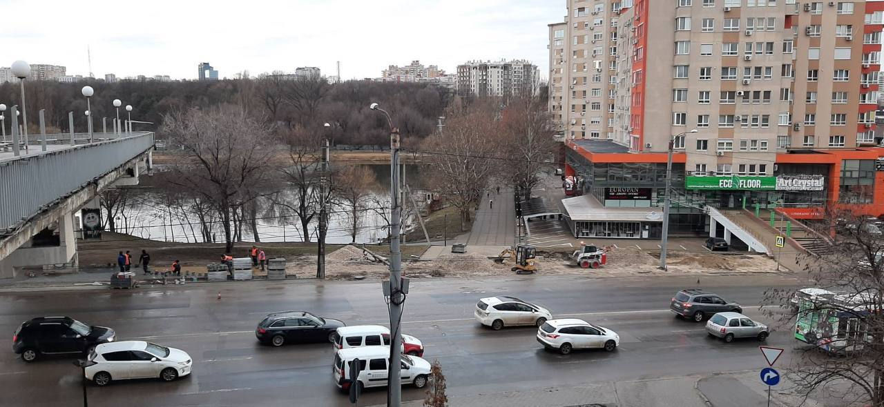 Продолжается реабилитация пешеходных зон в столичном секторе Ботаника.