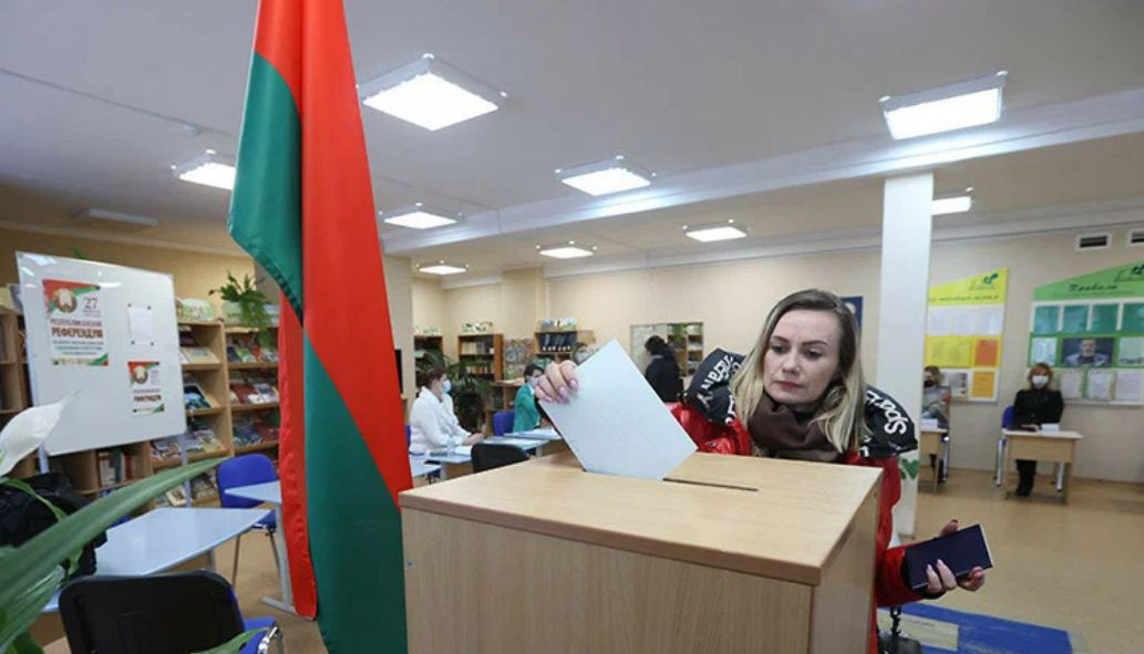 В Белоруссии начался референдум по поправкам в Конституцию.