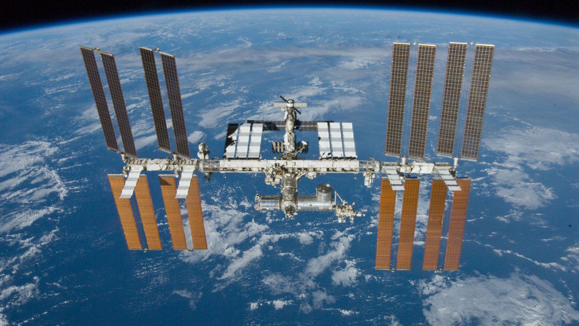 NASA are de gând să găsească metode prin care Stația Spațială Internațională să aducă bani Agenției. 