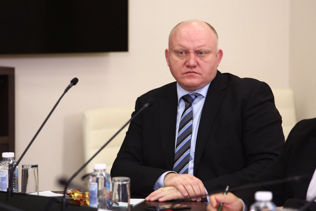 Deputatul Vasile Bolea riscă muncă în folosul comunității în dosarul de presupusă violență în familie.