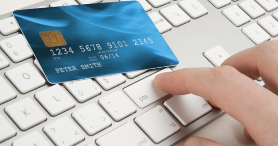 Banca nu te despăgubește dacă ți se fură banii de pe card. 