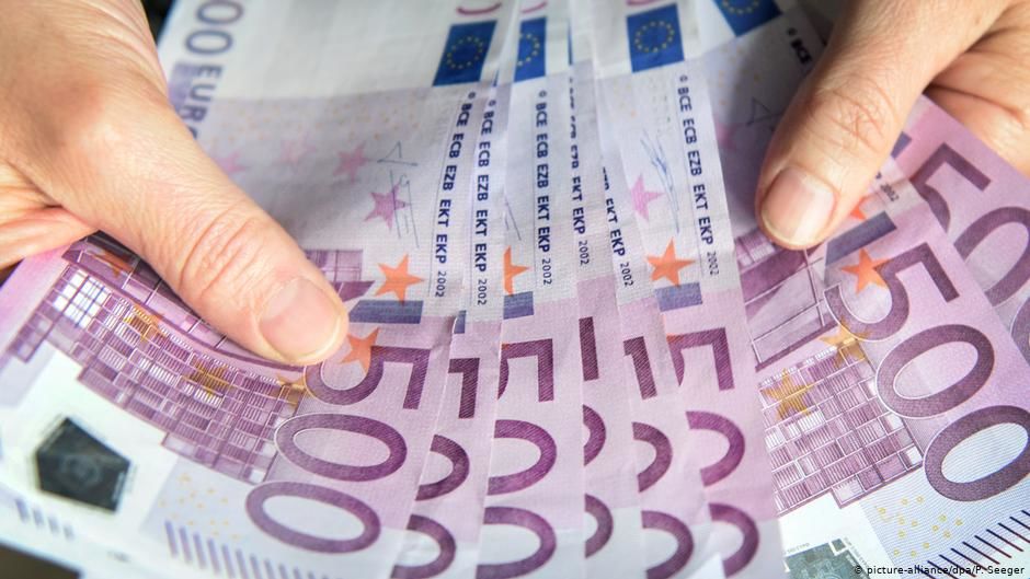 Большинство купюр в 500 евро по-прежнему находятся в обороте.