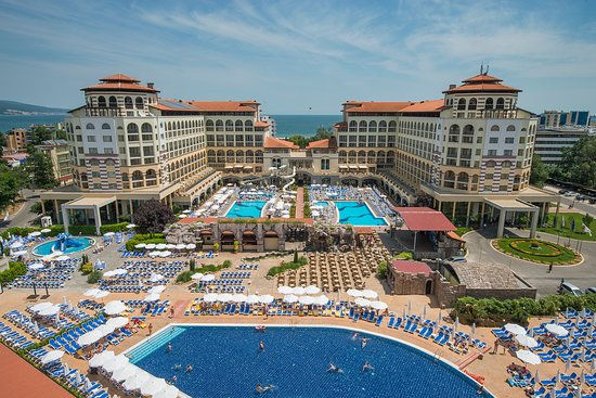 Hotelurile din Bulgaria nu dispun de suficient personal.