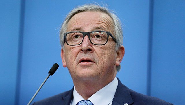 G7 намерена поддерживать отношения с Россией, заявил Юнкер.