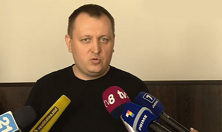 Петренко приговорили к четырём с половиной годам лишения свободы условно.
