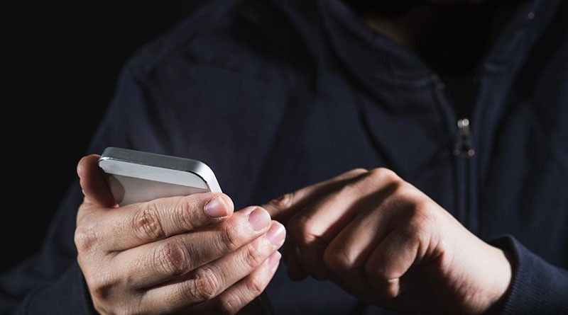 Câțiva escroci au înșelat cetățeni prin telefon cu peste 4 milioane de lei într-o singură zi.