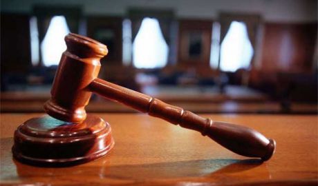 Totuşi, Marina Anton susţine că este un „caz fabricat şi ajuns de natură penală din voinţa preşedinţilor CSJ, Mihai Poalelungi, al CSM, Victor Micu, cel al Asociaţiei Judecătorilor, Ion Druţă şi al Procurorului General, Corneliu Gurin”.